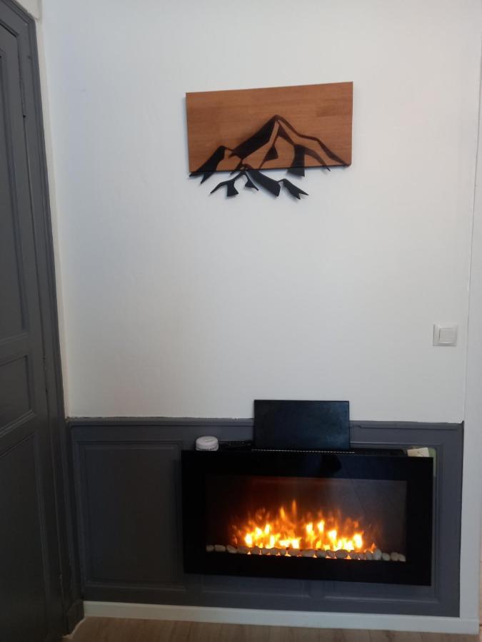 Appartement Rue De La Cascade 64440 オー・ボンヌ エクステリア 写真